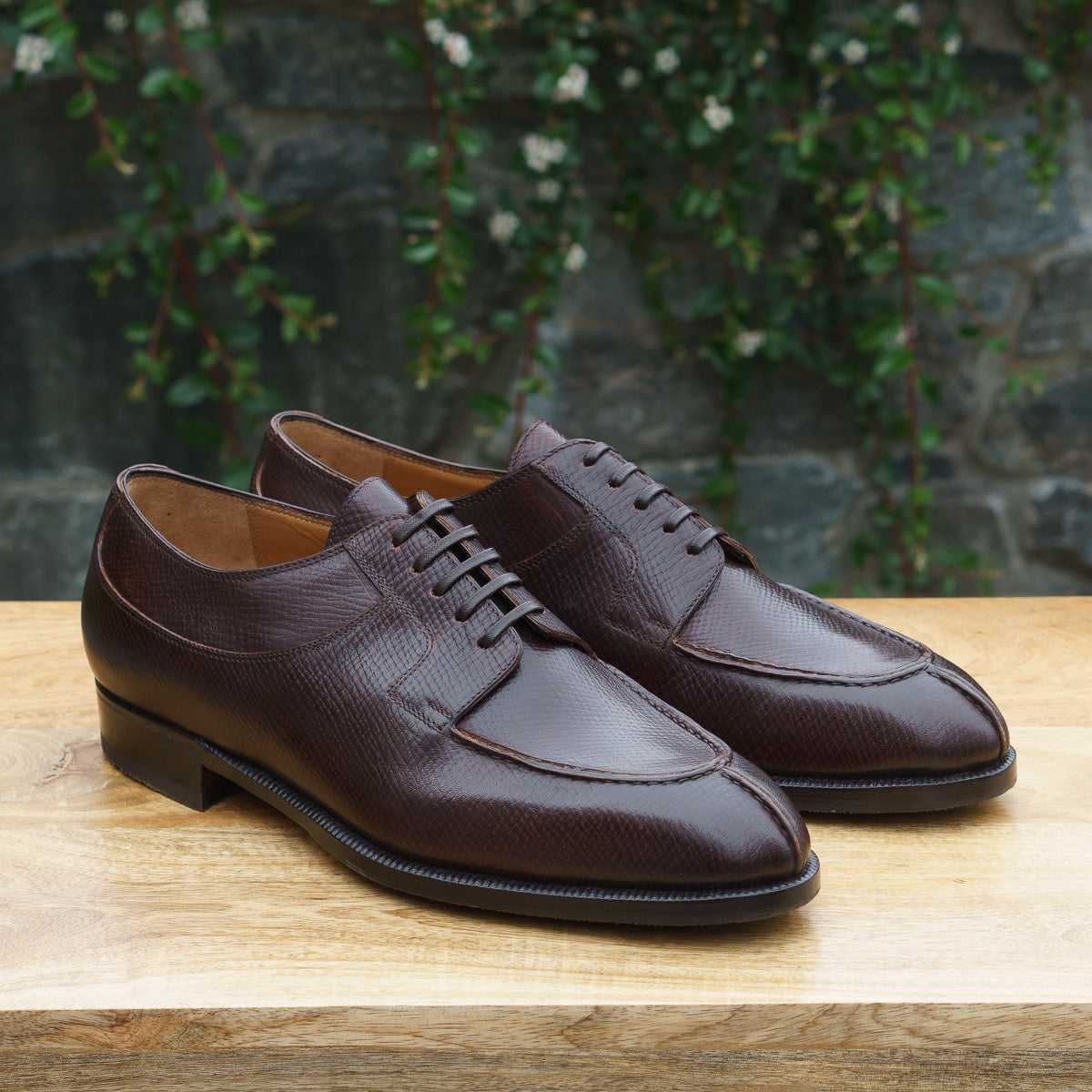 Style 2475 Mod. - Saddle Brown Hatchgrain