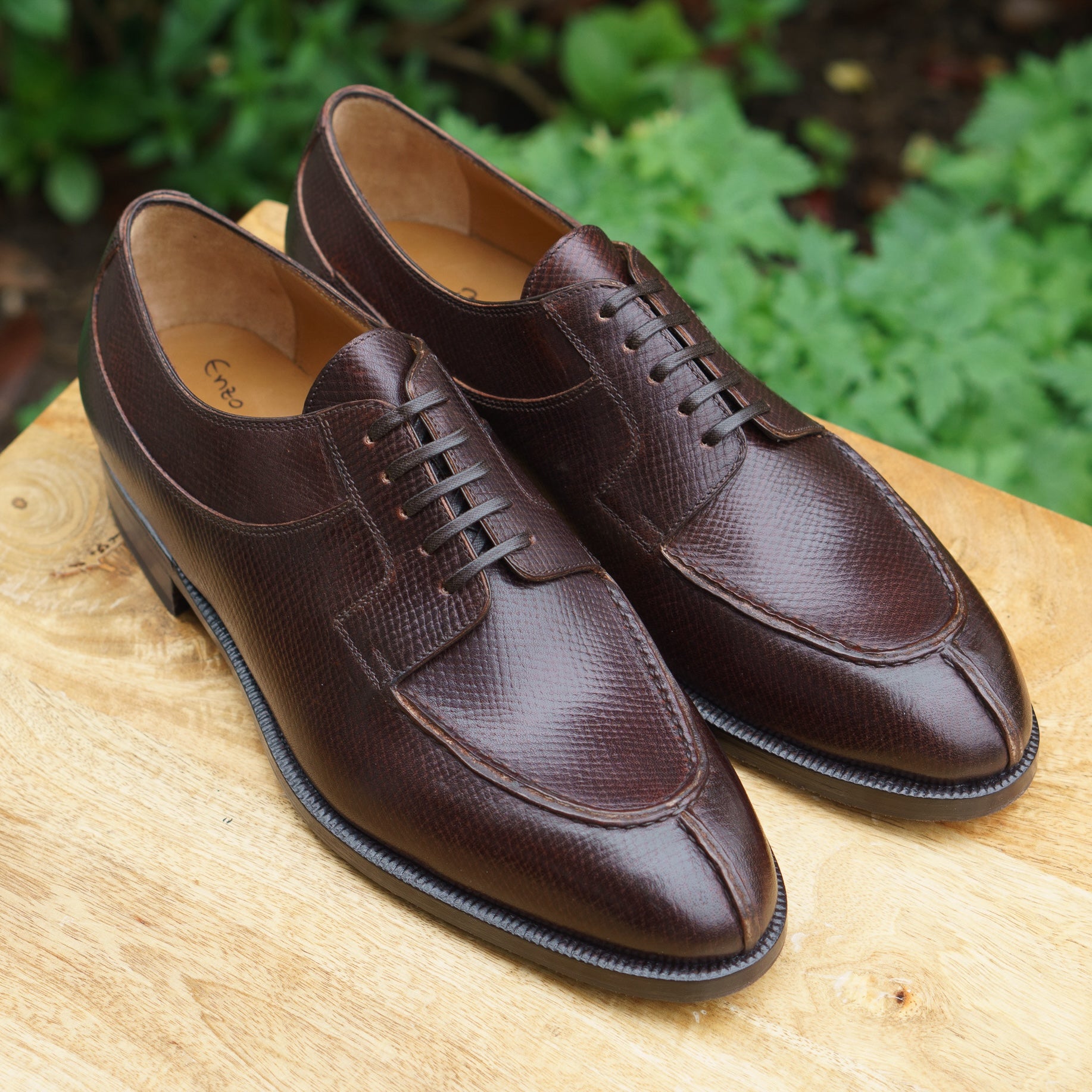 Style 2475 Mod. - Saddle Brown Hatchgrain