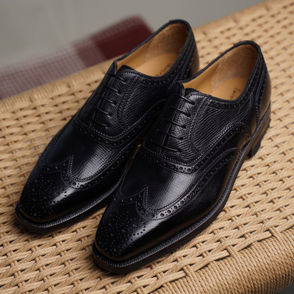 Style 1968 -  Black Utah (Pre-Order)