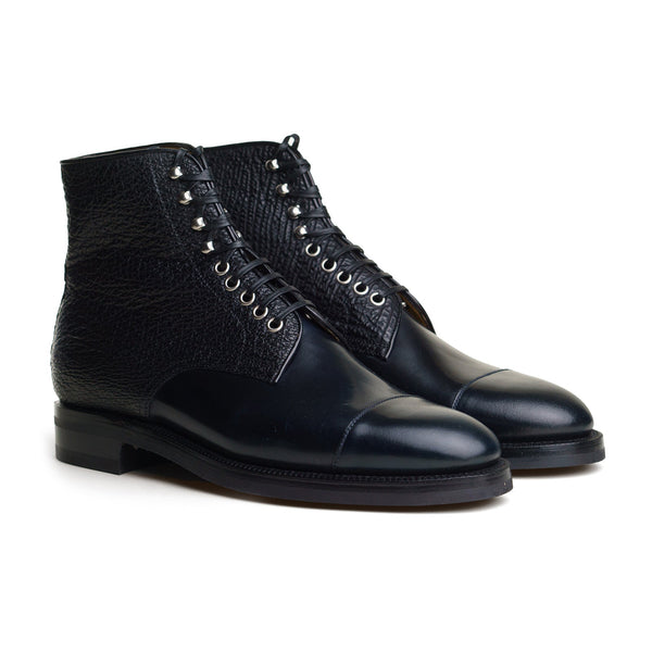 Style 3824 Mod. - Navy Cordovan / Black Shark