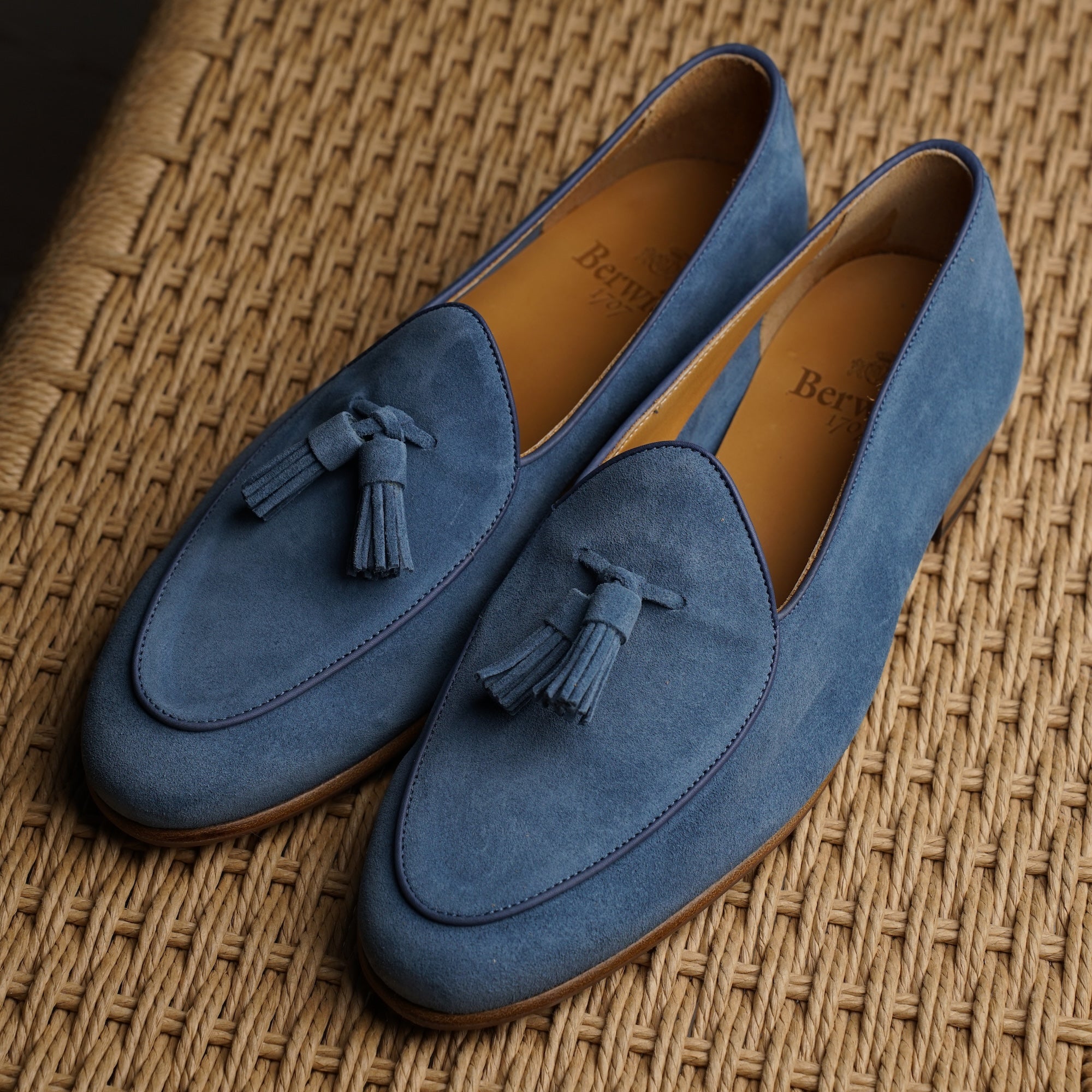 Mocasín belga con borlas - Ante índigo