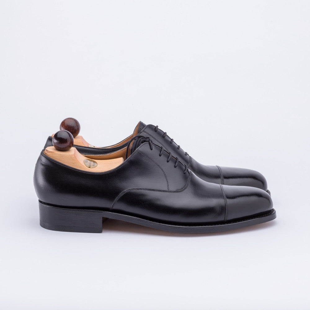 Vass Shoes Style 1052 - Black Calf - Side View