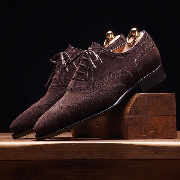 Brogue completo - Ante marrón oscuro 