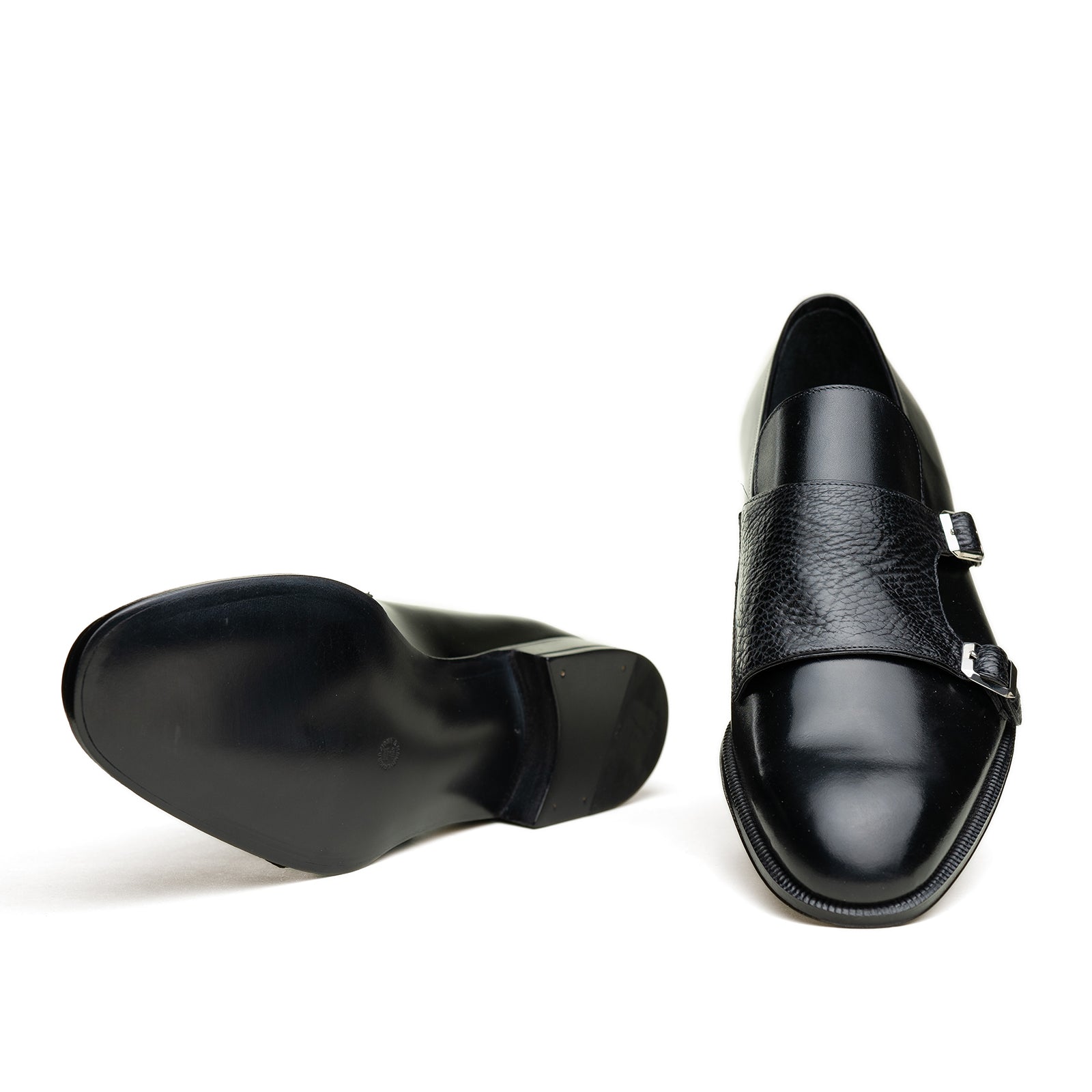 Style 3984 - Black Calf / Black Shark