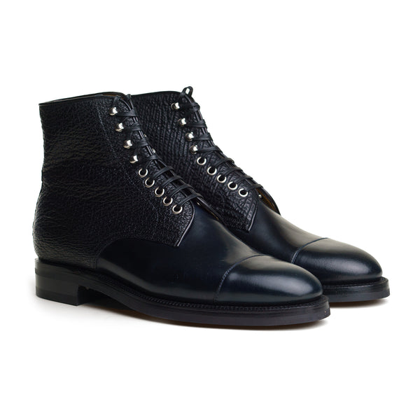 Style 3824 Mod. - Navy Shell / Black Shark
