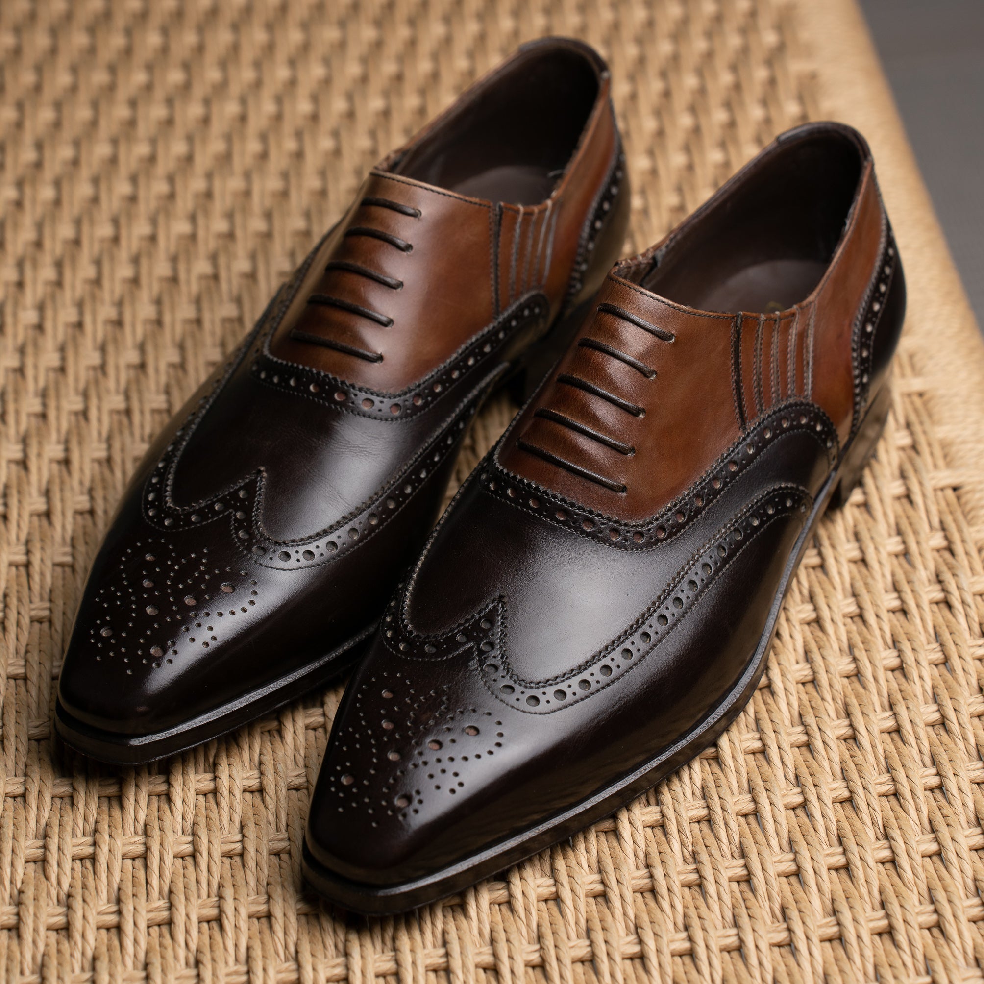 Style 3831 - Ebony / Castanga Betis