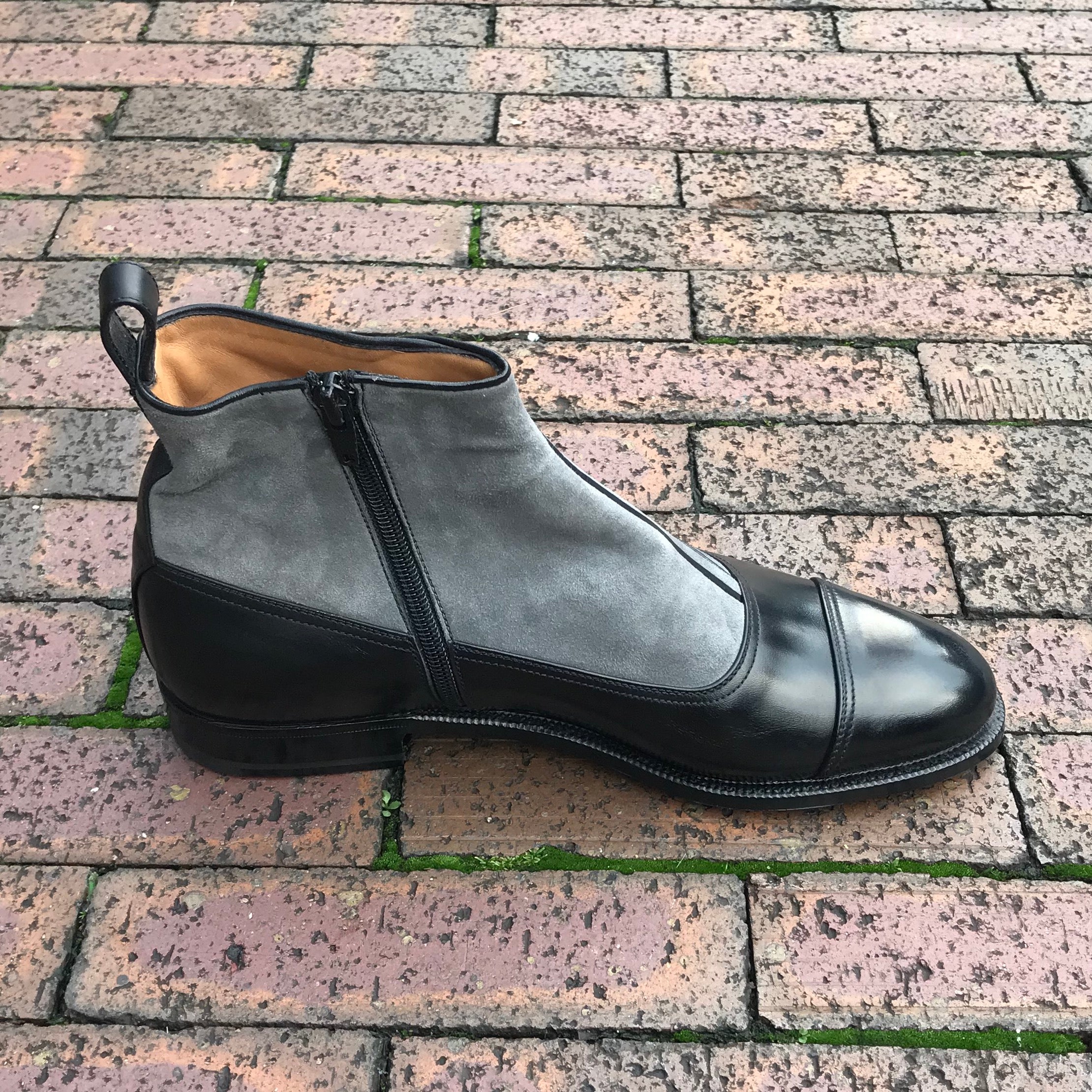 Style 2554 - Black Calf / Grey Suede
