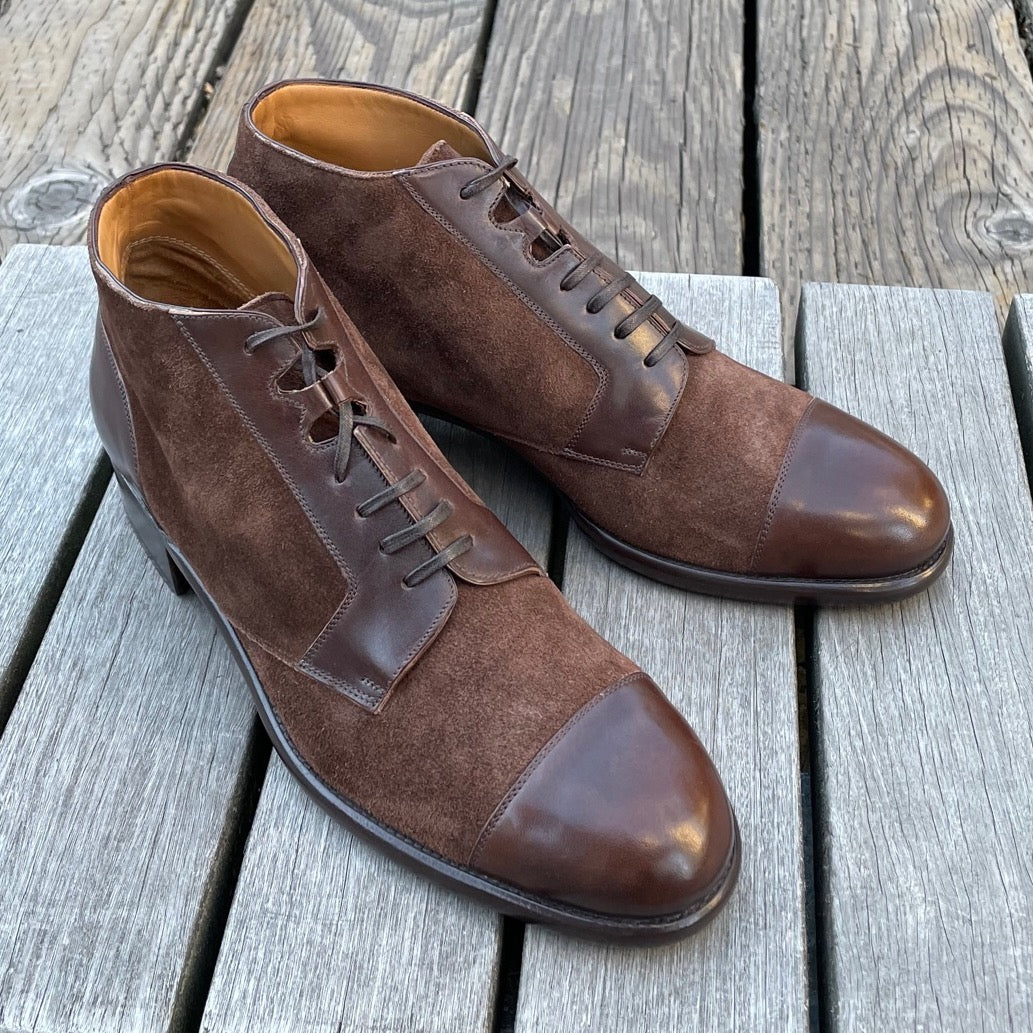 Style 32820 - Cigar Kudu Reverse / T. Moro Calf