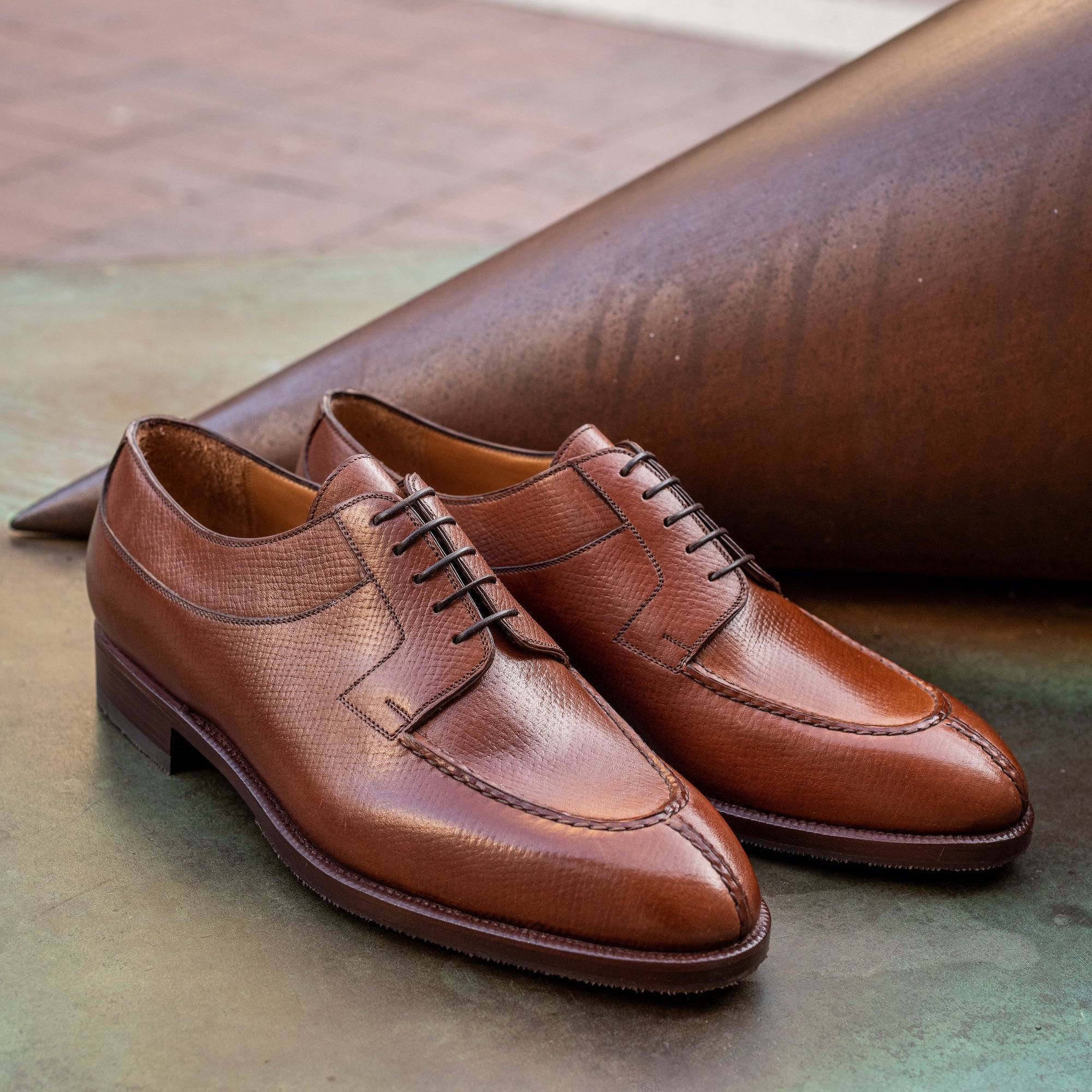 Style 2475 Mod. - Walnut Arlington Grain