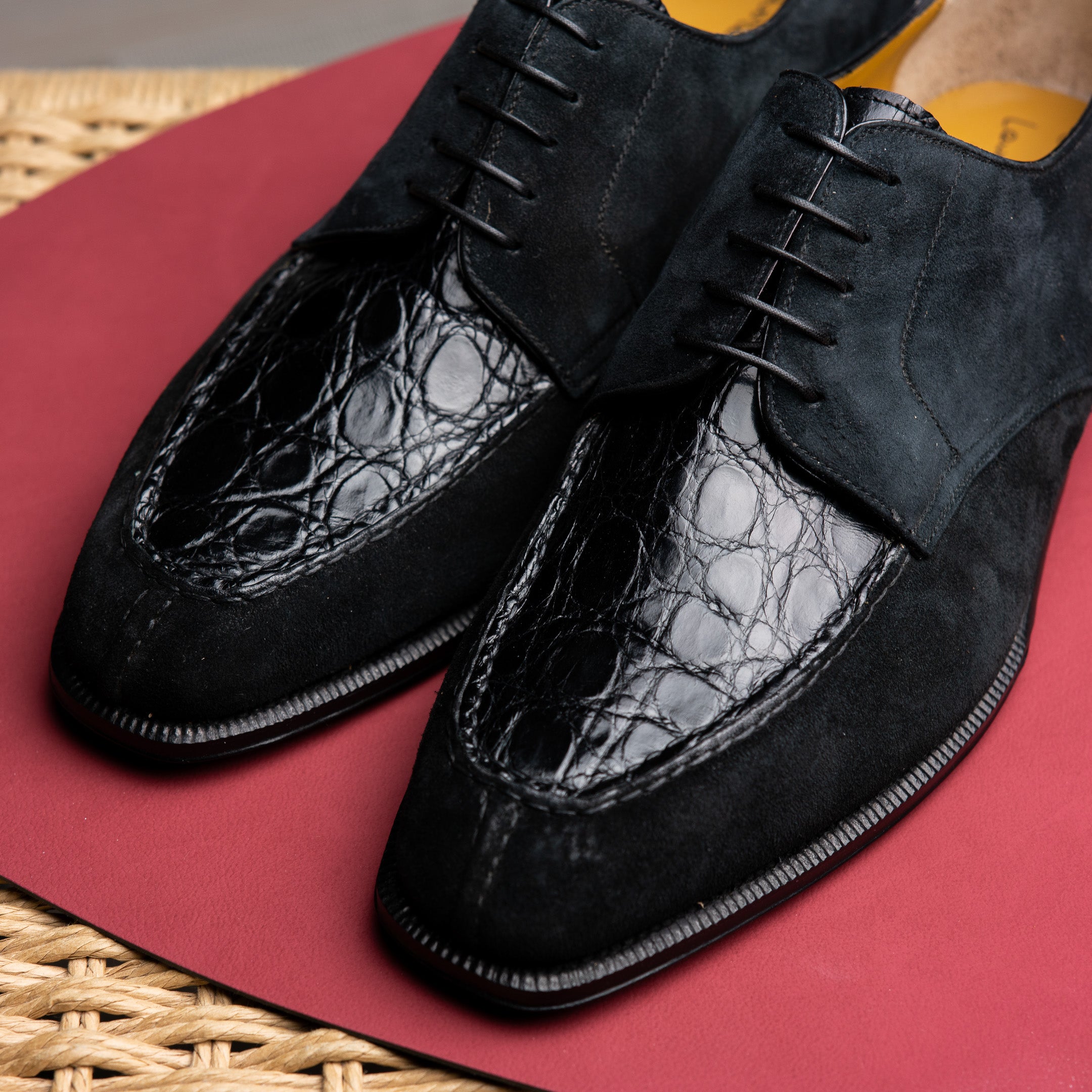 Style 3979 Mod. - Black Kudu Reverse / Black Croc