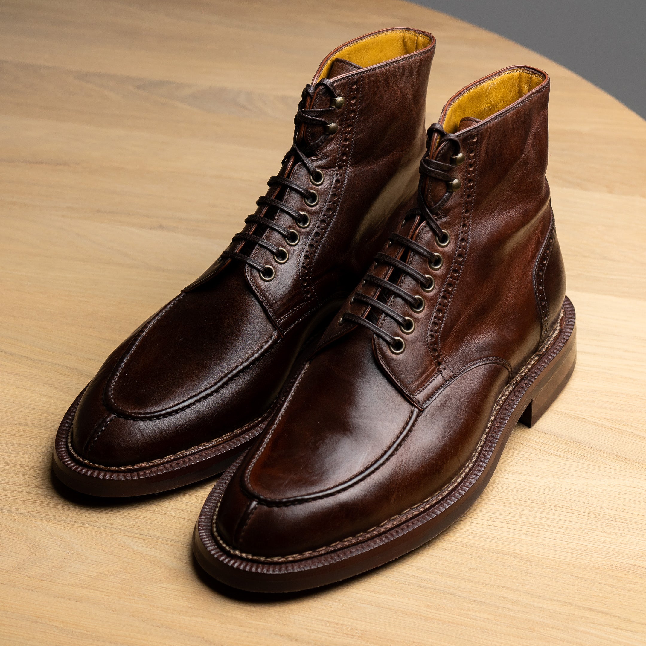 Style 4009 - Nuntucket Dark Brown